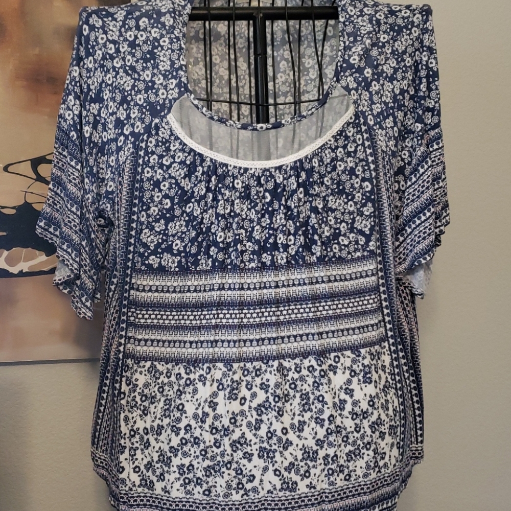 Pullover top